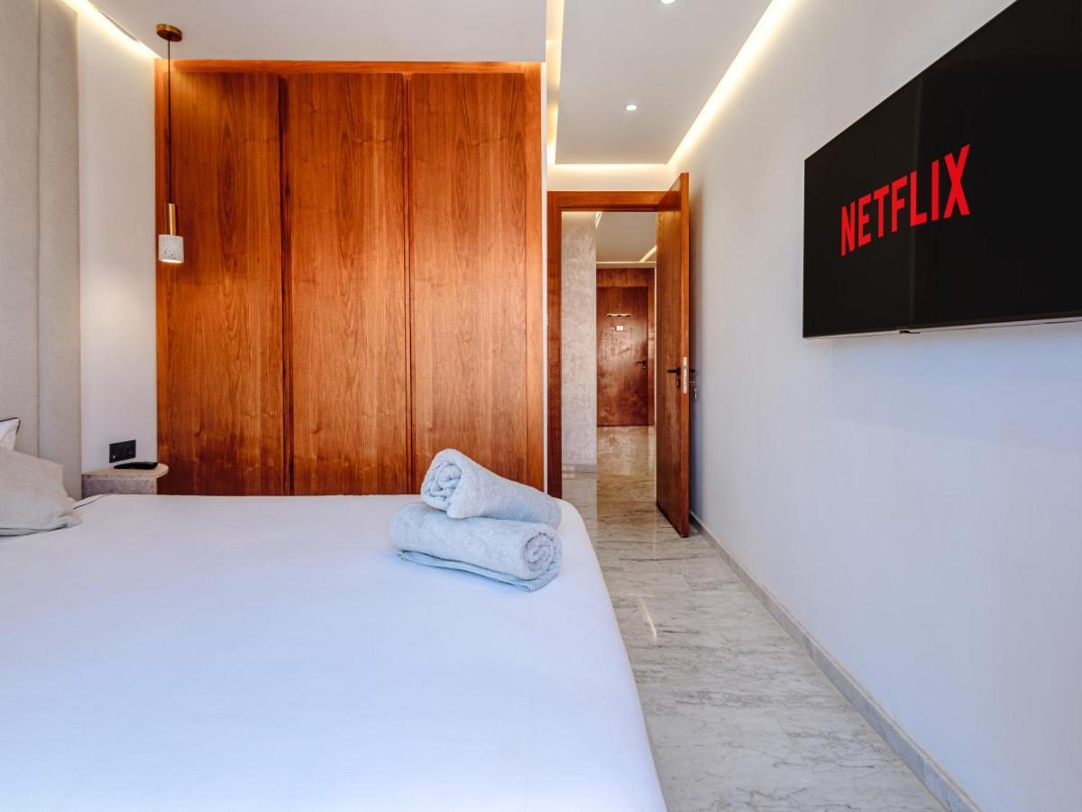 Apartment Style Et Comfortable Au Centre De La *