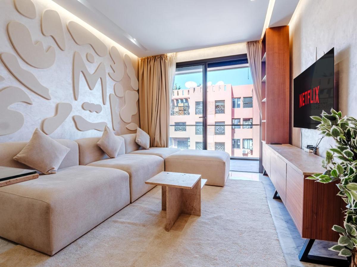 Apartment Style Et Comfortable Au Centre De La