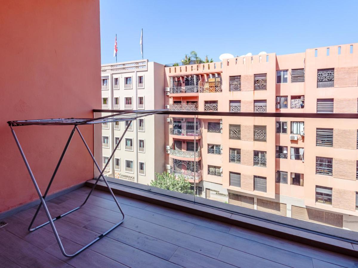 Apartment Style Et Comfortable Au Centre De La *